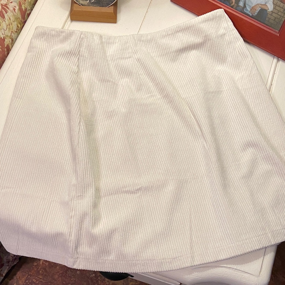 Beige Ribbed Skirt